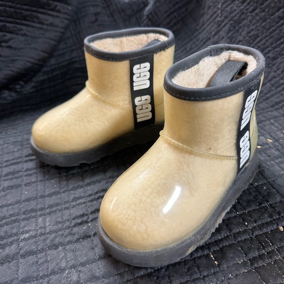Kids uggs - Picture 3 of 3
